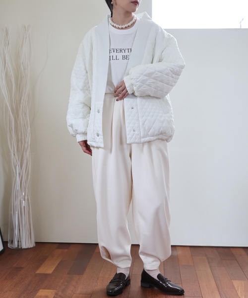 ULEULA(ウルア)の「キルティングVネックノーカラーブルゾン(ノーカラージャケット・レディース・アイボリー/ブラック・FREE)」の9枚目の写真