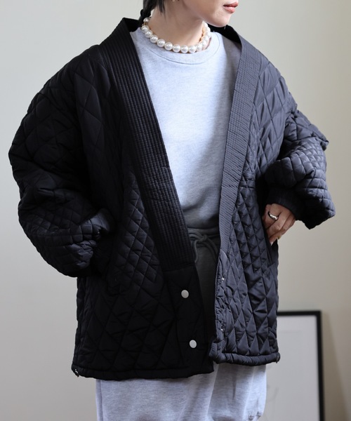 ULEULA(ウルア)の「キルティングVネックノーカラーブルゾン(ノーカラージャケット・レディース・アイボリー/ブラック・FREE)」の13枚目の写真