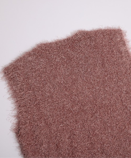 AMELY（エミリー）の「ラメ入りシャギーニットベスト（ベスト・レディース・ベージュ/グレー/ブラック/ピンク系その他・フリー/L）」の14枚目の写真