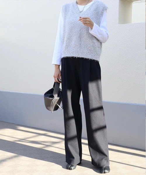 AMELY（エミリー）の「ラメ入りシャギーニットベスト（ベスト・レディース・ベージュ/グレー/ブラック/ピンク系その他・フリー/L）」の21枚目の写真