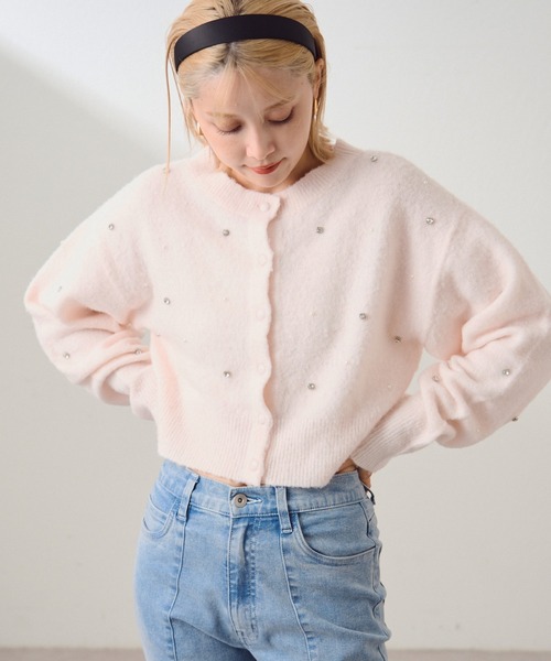 one after another NICE CLAUP(ワンアフターアナザーナイスクラップ)の「キラキラビジューニット(ニット/セーター・レディース・ピンク/オフホワイト/グレー/ブラック・FREE)」の4枚目の写真