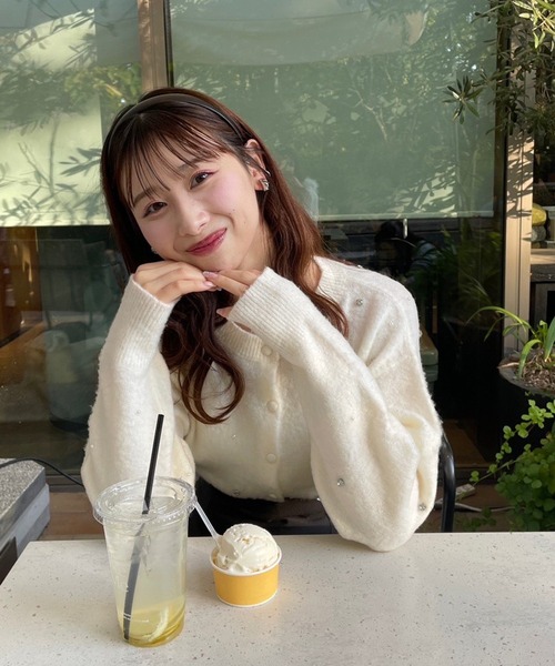 one after another NICE CLAUP(ワンアフターアナザーナイスクラップ)の「キラキラビジューニット(ニット/セーター・レディース・ピンク/オフホワイト/グレー/ブラック・FREE)」の17枚目の写真