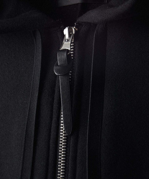 Alfred Alex（アルフレッドアレックス）の「【Alfred Alex】Rubber Logo Zip Hoodie/ラバーロゴ フルジップパーカー（パーカー・メンズ・ブラック/チャコール/ナチュラル/グレー/ライトグレー/パープル系/ブラウン系/ボルドー/グレイッシュブルー/スミクロ/キャメル・M/L/S/XL）」の15枚目の写真