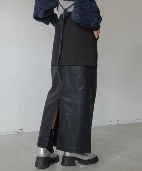 VACANCY（ヴァカンシー）の「メタリックレイヤードスカート（スカート・レディース・ゴールド/ブラック・SMALL/MEDIUM/LARGE）」の7枚目の写真