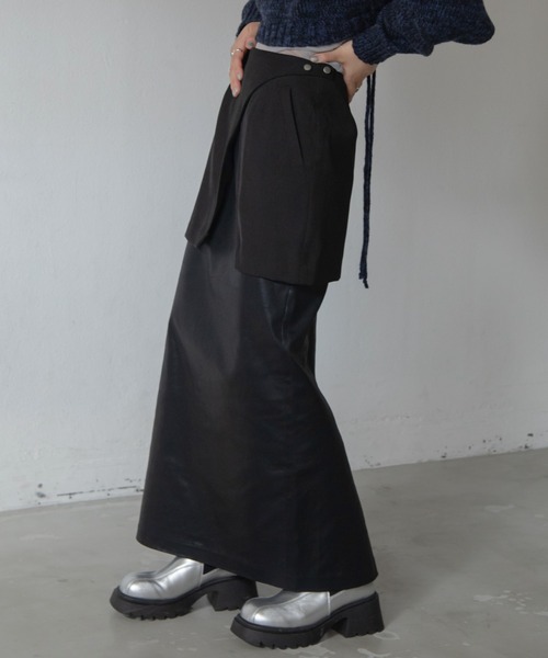 VACANCY（ヴァカンシー）の「メタリックレイヤードスカート（スカート・レディース・ゴールド/ブラック・SMALL/MEDIUM/LARGE）」の3枚目の写真