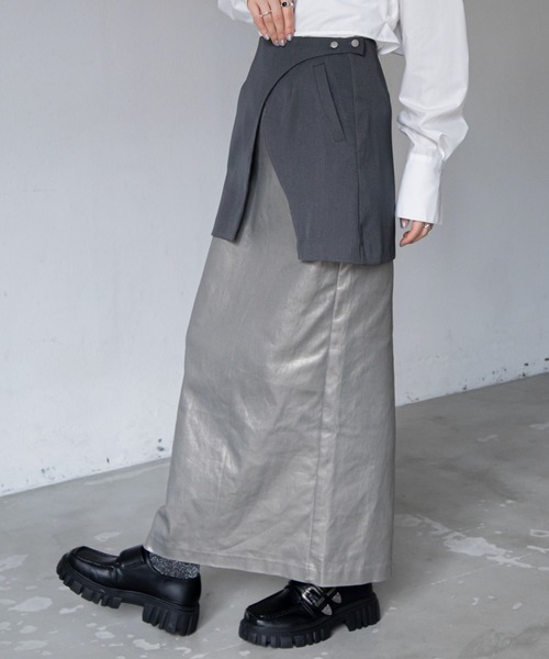 VACANCY（ヴァカンシー）の「メタリックレイヤードスカート（スカート・レディース・ゴールド/ブラック・SMALL/MEDIUM/LARGE）」の12枚目の写真