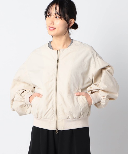 Grand PARK(グランドパーク)の「ノーカラーボリュームスリーブブルゾン(ブルゾン・レディース・ネイビー/ナチュラル/ライトグリーン・FREE)」の2枚目の写真