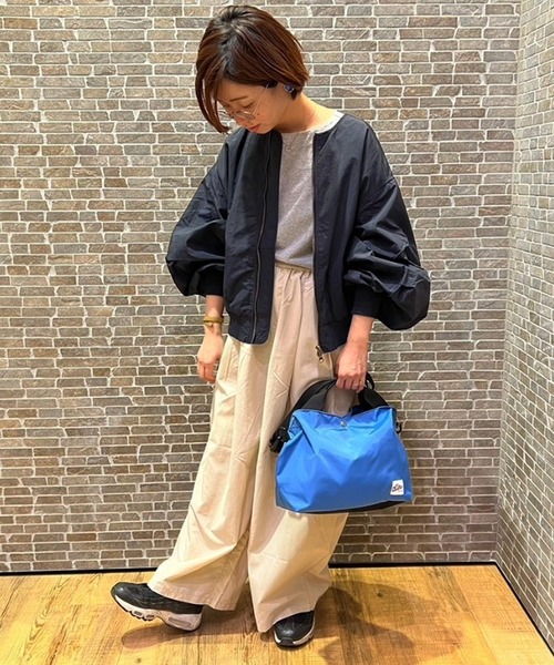 Grand PARK(グランドパーク)の「ノーカラーボリュームスリーブブルゾン(ブルゾン・レディース・ネイビー/ナチュラル/ライトグリーン・FREE)」の22枚目の写真