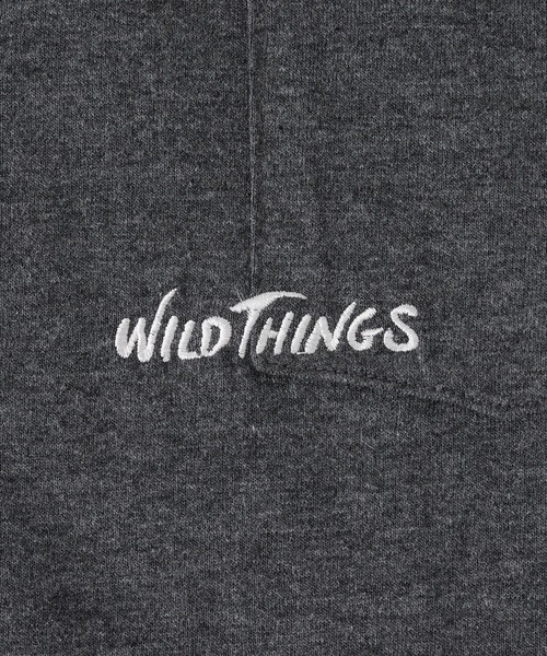 WILD THINGS（ワイルドシングス）の「【WILDTHINGS別注】ロゴ刺繍半袖Tシャツ（Tシャツ/カットソー・メンズ・ホワイト/グレー/チャコールグレー/ネイビー・MEDIUM/LARGE）」の6枚目の写真
