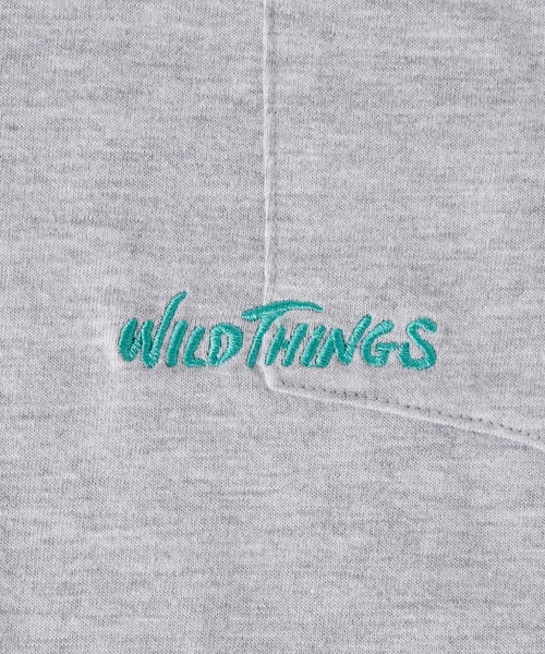 WILD THINGS（ワイルドシングス）の「【WILDTHINGS別注】ロゴ刺繍半袖Tシャツ（Tシャツ/カットソー・メンズ・ホワイト/グレー/チャコールグレー/ネイビー・MEDIUM/LARGE）」の7枚目の写真