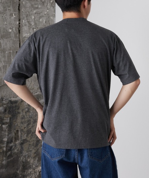 WILD THINGS（ワイルドシングス）の「【WILDTHINGS別注】ロゴ刺繍半袖Tシャツ（Tシャツ/カットソー・メンズ・ホワイト/グレー/チャコールグレー/ネイビー・MEDIUM/LARGE）」の22枚目の写真