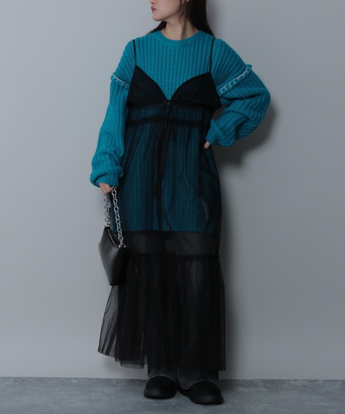 FOREVER 21(フォーエバー トゥエンティーワン)の「フロントリボンラメチュールワンピース(ワンピース・レディース・アイボリー/ブラック/チャコールグレー・FREE)」の5枚目の写真