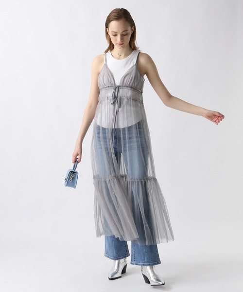 FOREVER 21(フォーエバー トゥエンティーワン)の「フロントリボンラメチュールワンピース(ワンピース・レディース・アイボリー/ブラック/チャコールグレー・FREE)」の6枚目の写真