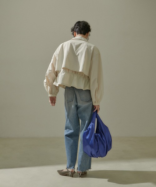 SALON adam et rope'（サロン アダム エ ロペ）の「サテンラウンドトートバッグ（トートバッグ・レディース・ピンク系その他2/ライトグレー/ブルー・FREE）」の9枚目の写真