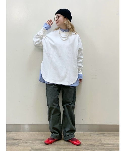 BACK NUMBER(バックナンバー)の「【BACK NUMBER】ドロップショルダー裾ラウンドスウェット(スウェット・レディース・ホワイト/ダークグレー・LARGE/SMALL/MEDIUM)」の21枚目の写真