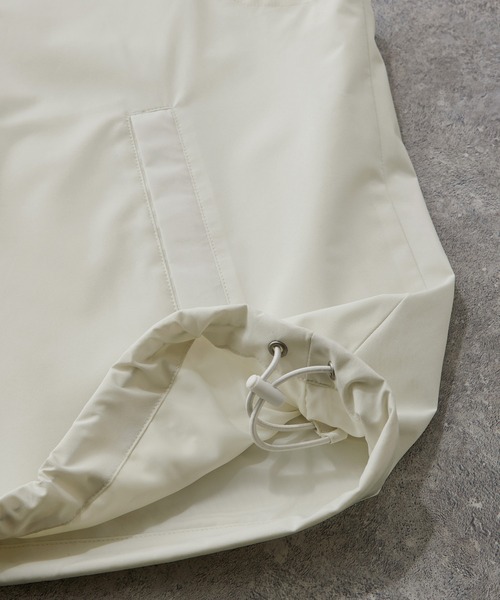 MONO-MART（モノマート）の「オーバートラック 比翼 ショートジップベスト（ベスト・レディース・アイボリー/ブラック/チャコール/ネイビー/ライトグレー・L/M/S）」の12枚目の写真