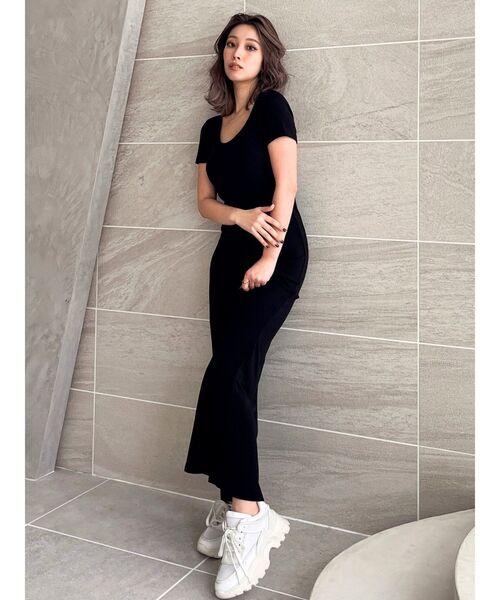 GYDA(ジェイダ)の「BACK OPENカップ付きフレアロングワンピース(ワンピース・レディース・その他1/ブラック・FREE)」の5枚目の写真