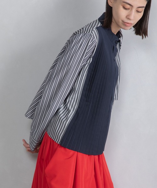 MARECHAL TERRE（マルシャルテル）の「アシンメトリープリーツシャツ（シャツ/ブラウス・レディース・ブラック系/ブルー系その他/ネイビー系/ホワイト系その他・MEDIUM）」の11枚目の写真