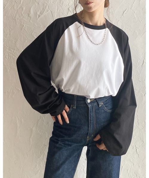 She's Closet（シーズクローゼット）の「オーバーサイズ長袖無地ラグランスリーブロンTプルオーバー（Tシャツ/カットソー・レディース・ネイビー/ブラック・FREE）」の7枚目の写真