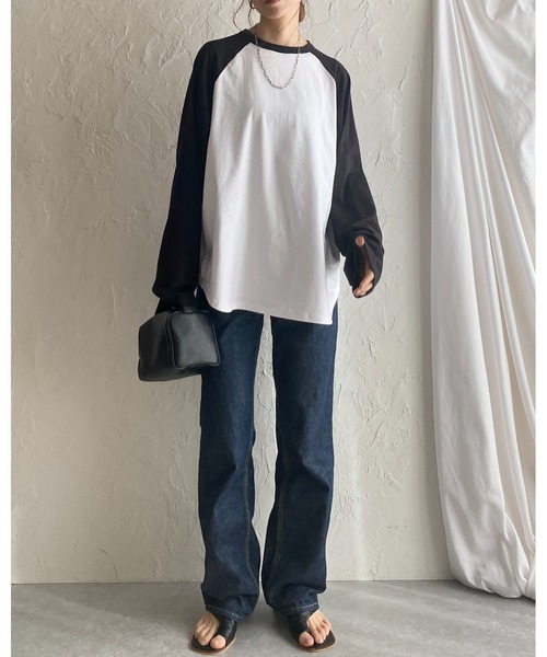 She's Closet（シーズクローゼット）の「オーバーサイズ長袖無地ラグランスリーブロンTプルオーバー（Tシャツ/カットソー・レディース・ネイビー/ブラック・FREE）」の16枚目の写真