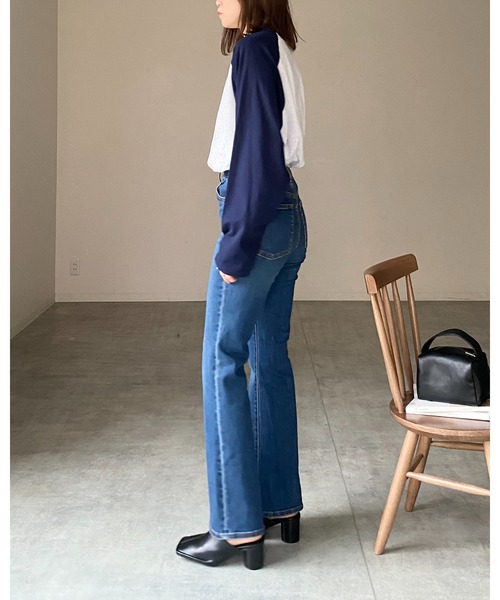 She's Closet（シーズクローゼット）の「オーバーサイズ長袖無地ラグランスリーブロンTプルオーバー（Tシャツ/カットソー・レディース・ネイビー/ブラック・FREE）」の22枚目の写真