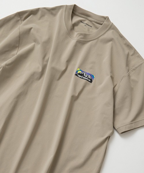 ragged mountain(ラギットマウンテン)の「【RAGGED MOUNTAIN/ラギットマウンテン】 SUTTON ショートスリーブT(Tシャツ/カットソー・メンズ・ホワイト/ブラック/ベージュ/パープル/グレイッシュブルー・MEDIUM/LARGE/X-LARGE)」の1枚目の写真
