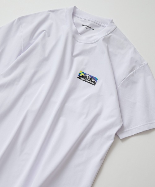 ragged mountain(ラギットマウンテン)の「【RAGGED MOUNTAIN/ラギットマウンテン】 SUTTON ショートスリーブT(Tシャツ/カットソー・メンズ・ホワイト/ブラック/ベージュ/パープル/グレイッシュブルー・MEDIUM/LARGE/X-LARGE)」の2枚目の写真
