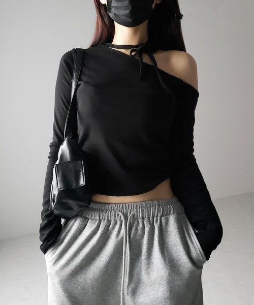 2WAY 】ストラップチョーカーリボンワンショルダーTシャツ（Tシャツ