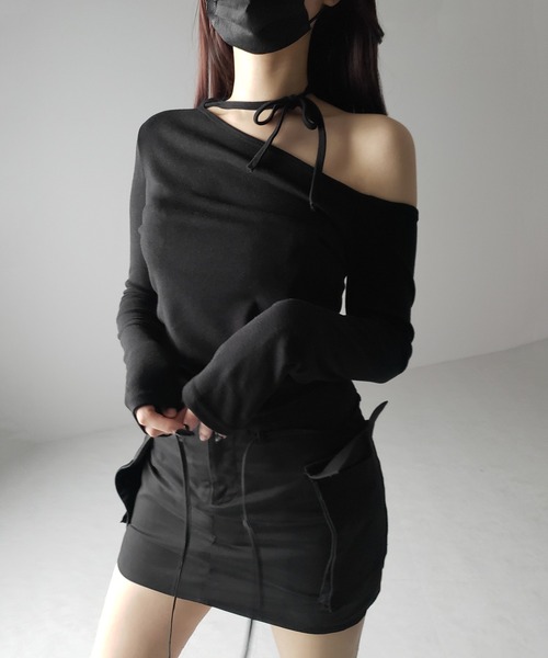 eimy  istoire ♡ ロゴチョーカー ワンショルダーTシャツ 2WAY 】ストラップチョーカーリボンワンショルダーTシャツ（Tシャツ