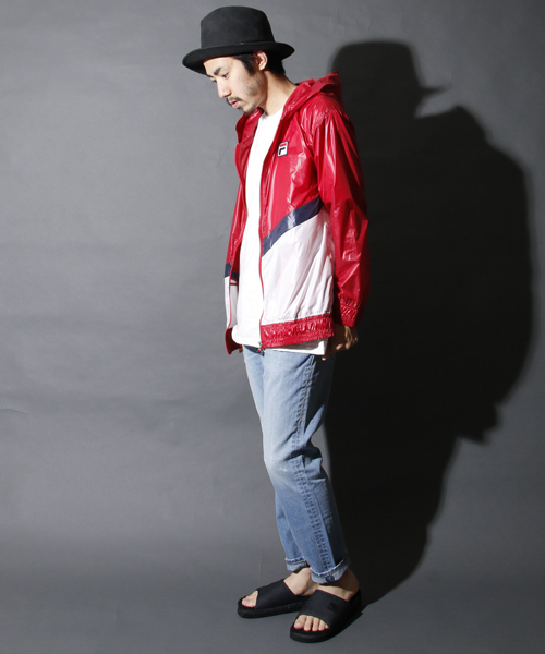 FILA(フィラ)の「FILA × AMERICAN RAG CIE 別注ナイロンパーカー / 113-FIL-FM3560 Π(ナイロンジャケット・メンズ・ホワイト系その他/レッド系その他/ブルー系その他・MEDIUM/LARGE)」の9枚目の写真