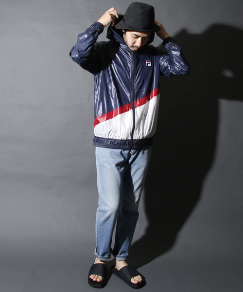 FILA(フィラ)の「FILA × AMERICAN RAG CIE 別注ナイロンパーカー / 113-FIL-FM3560 Π(ナイロンジャケット・メンズ・ホワイト系その他/レッド系その他/ブルー系その他・MEDIUM/LARGE)」の12枚目の写真