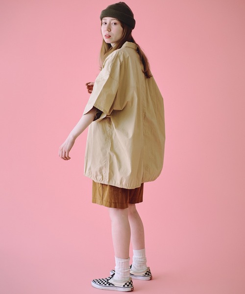 Universal Style Wear(ユニバーサルスタイルウェア)の「Universal Style Wear バルーン プルオーバー シャツ(シャツ/ブラウス・メンズ・ベージュ/ライトグレー/チャコールグレー/ブラック・MEDIUM/LARGE/X-LARGE)」の11枚目の写真