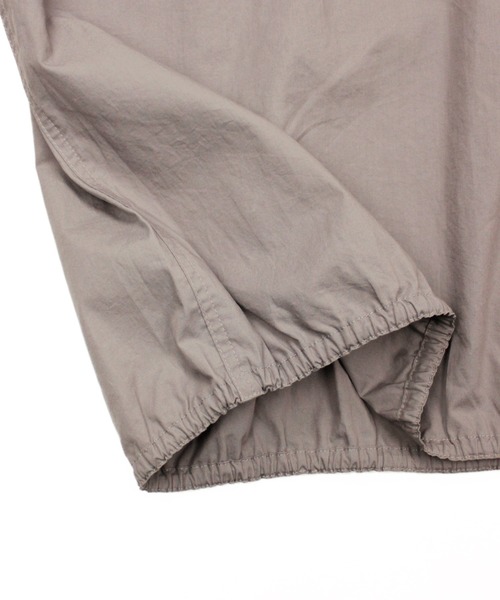 Universal Style Wear(ユニバーサルスタイルウェア)の「Universal Style Wear バルーン プルオーバー シャツ(シャツ/ブラウス・メンズ・ベージュ/ライトグレー/チャコールグレー/ブラック・MEDIUM/LARGE/X-LARGE)」の16枚目の写真