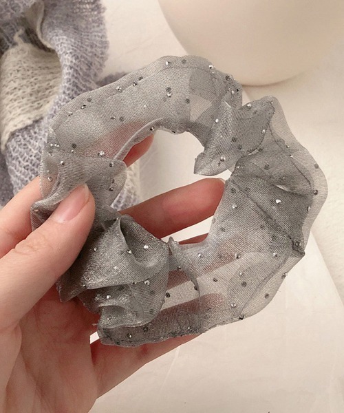 Miniministore(ミニミニストア)の「シュシュ キラキラ 韓国風 ヘアゴム(シュシュ・レディース・シャンパン/グレー/ブラック/アイボリー・FREE)」の3枚目の写真