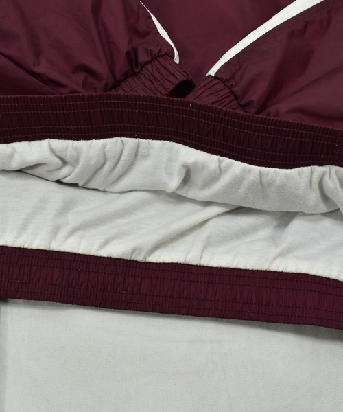 adidas（アディダス）の「【ヴィンテージ古着】adidas/アディダス パフォーマンスロゴ プルオーバーナイロンジャケット（ナイロンジャケット・メンズ・バーガンディー・X-LARGE）」の9枚目の写真