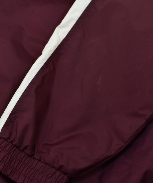 adidas（アディダス）の「【ヴィンテージ古着】adidas/アディダス パフォーマンスロゴ プルオーバーナイロンジャケット（ナイロンジャケット・メンズ・バーガンディー・X-LARGE）」の11枚目の写真