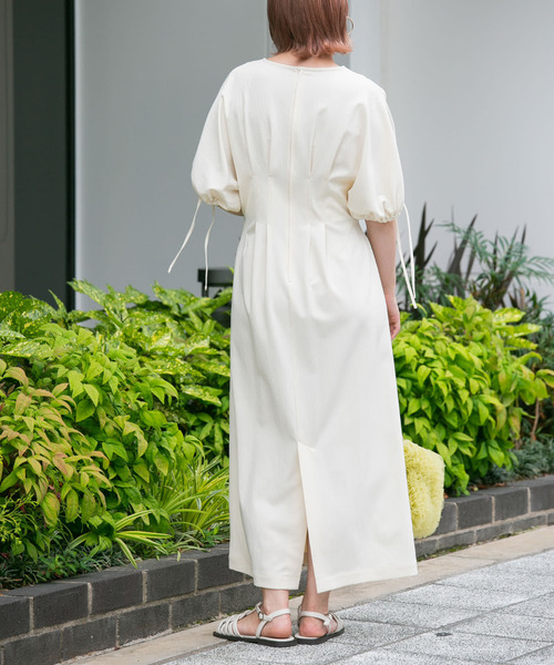 KBF（ケイビーエフ）の「『2サイズ展開』ドロストスリーブウエストタックワンピース（ワンピース・レディース・アイボリー/ブラック/オレンジ系その他/ホワイト系その他・36/38）」の10枚目の写真