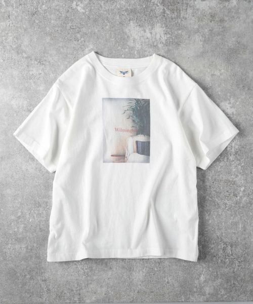 Right-on(ライトオン)の「Other(ソノタ)フォトプリント半袖Tシャツ(Tシャツ/カットソー・レディース・ホワイト×ブルー/ホワイト・S/M/L)」の3枚目の写真