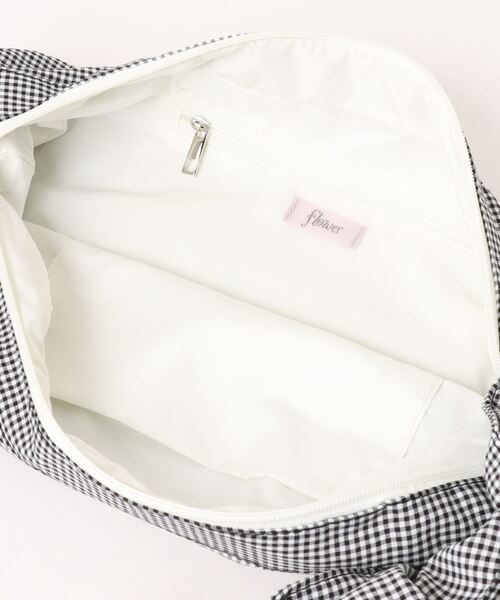 flower(フラワー)の「シャーリングギンガムバッグ(ショルダーバッグ・レディース・ブラック・FREE)」の3枚目の写真