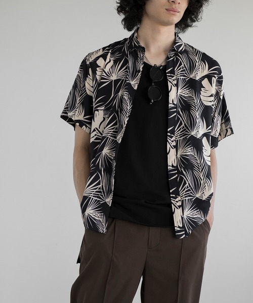 aimoha(アイモハ)の「aimoha menTROPICAL SERENITY ALOHA SHIRT(シャツ/ブラウス・メンズ・ブラック/ライトグレー/ネイビー・XX-LARGE/XXX-LARGE)」の3枚目の写真
