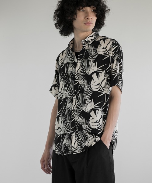 aimoha(アイモハ)の「aimoha menTROPICAL SERENITY ALOHA SHIRT(シャツ/ブラウス・メンズ・ブラック/ライトグレー/ネイビー・XX-LARGE/XXX-LARGE)」の8枚目の写真