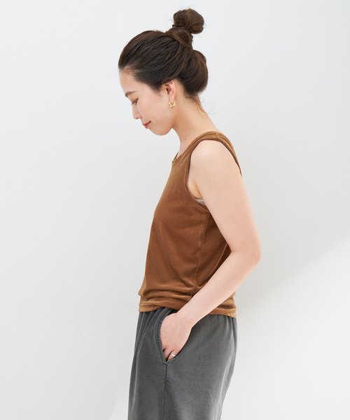 B.C STOCK(ベーセーストック)の「Gleamy/グリーミー ベロアタンクトップ(タンクトップ・レディース・ブラウン/ブルー/イエロー/パープル/ピンク系その他・FREE)」の10枚目の写真
