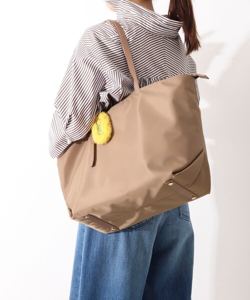 NOLLEY’S(ノーリーズ)の「ナイロントートバッグL(トートバッグ・レディース・ブラック/ベージュ・FREE)」の10枚目の写真