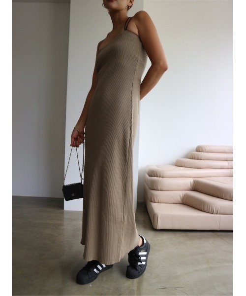 TRUNC（トランクエイティーエイト）の「Line Strap Slim Rib DressⅡ（ワンピース・レディース・ブラック/カーキ・FREE）」の13枚目の写真