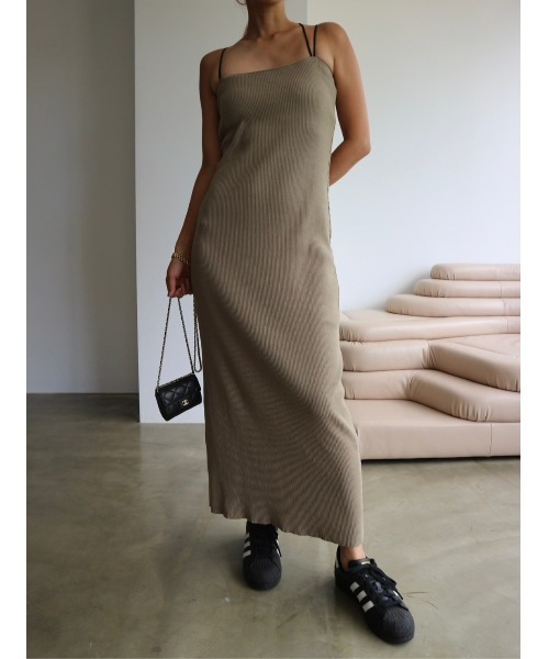 TRUNC（トランクエイティーエイト）の「Line Strap Slim Rib DressⅡ（ワンピース・レディース・ブラック/カーキ・FREE）」の14枚目の写真