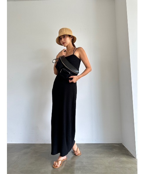 TRUNC（トランクエイティーエイト）の「Line Strap Slim Rib DressⅡ（ワンピース・レディース・ブラック/カーキ・FREE）」の19枚目の写真