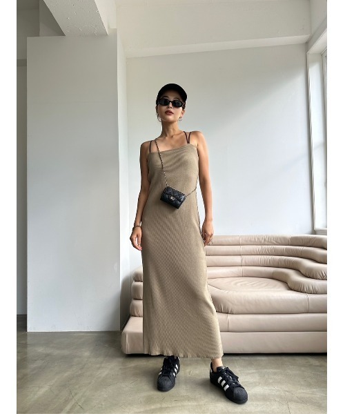 TRUNC（トランクエイティーエイト）の「Line Strap Slim Rib DressⅡ（ワンピース・レディース・ブラック/カーキ・FREE）」の16枚目の写真