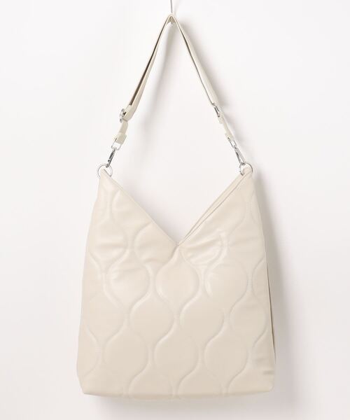 Casselini（キャセリーニ）の「キルティングショッパー（ハンドバッグ・レディース・ブラック/アイボリー・ONE SIZE）」の4枚目の写真
