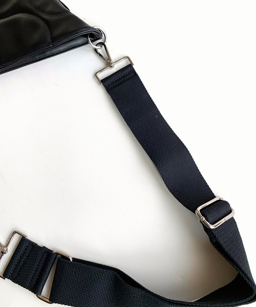 Casselini（キャセリーニ）の「キルティングショッパー（ハンドバッグ・レディース・ブラック/アイボリー・ONE SIZE）」の9枚目の写真