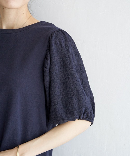 ikka（イッカ）の「袖フクレ切り替え半袖プルオーバー（Tシャツ/カットソー・レディース・ネイビー/オフホワイト/オレンジ・M/L/S）」の17枚目の写真